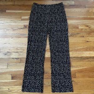 Chicos traveler Wide flowy pleated polka dot pant